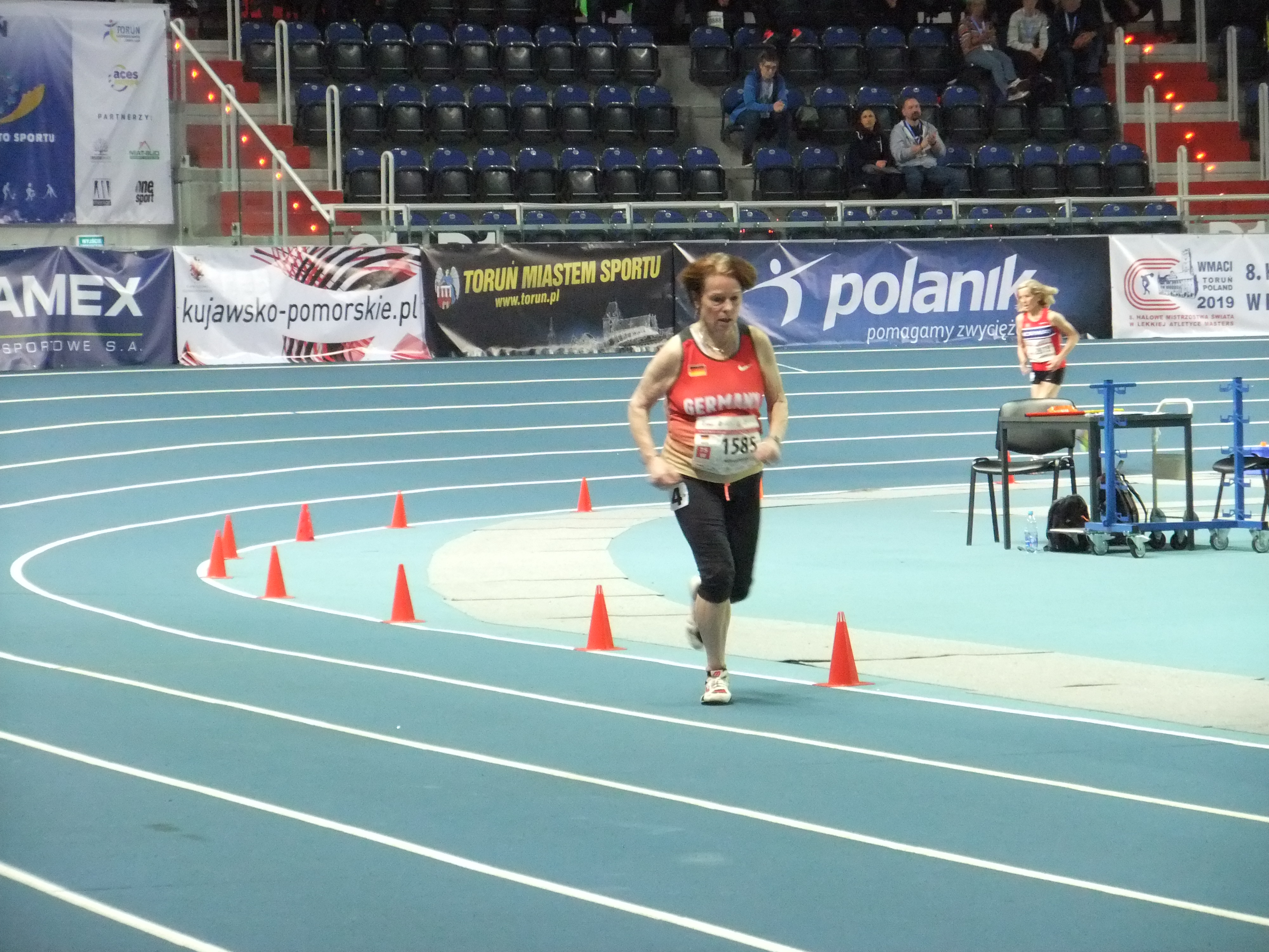 Waltraud Bayer - 800 Meter